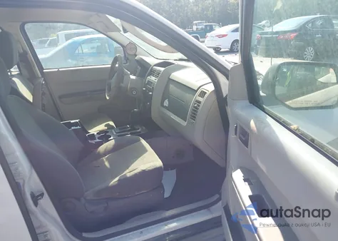 2012 Ford Escape Xls из США, поврежденный, VIN 1FMCU0C77CKC51709